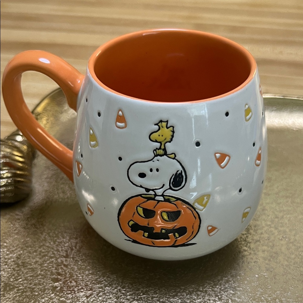 #1561+Snoopy Halloween Mug - Orange and White